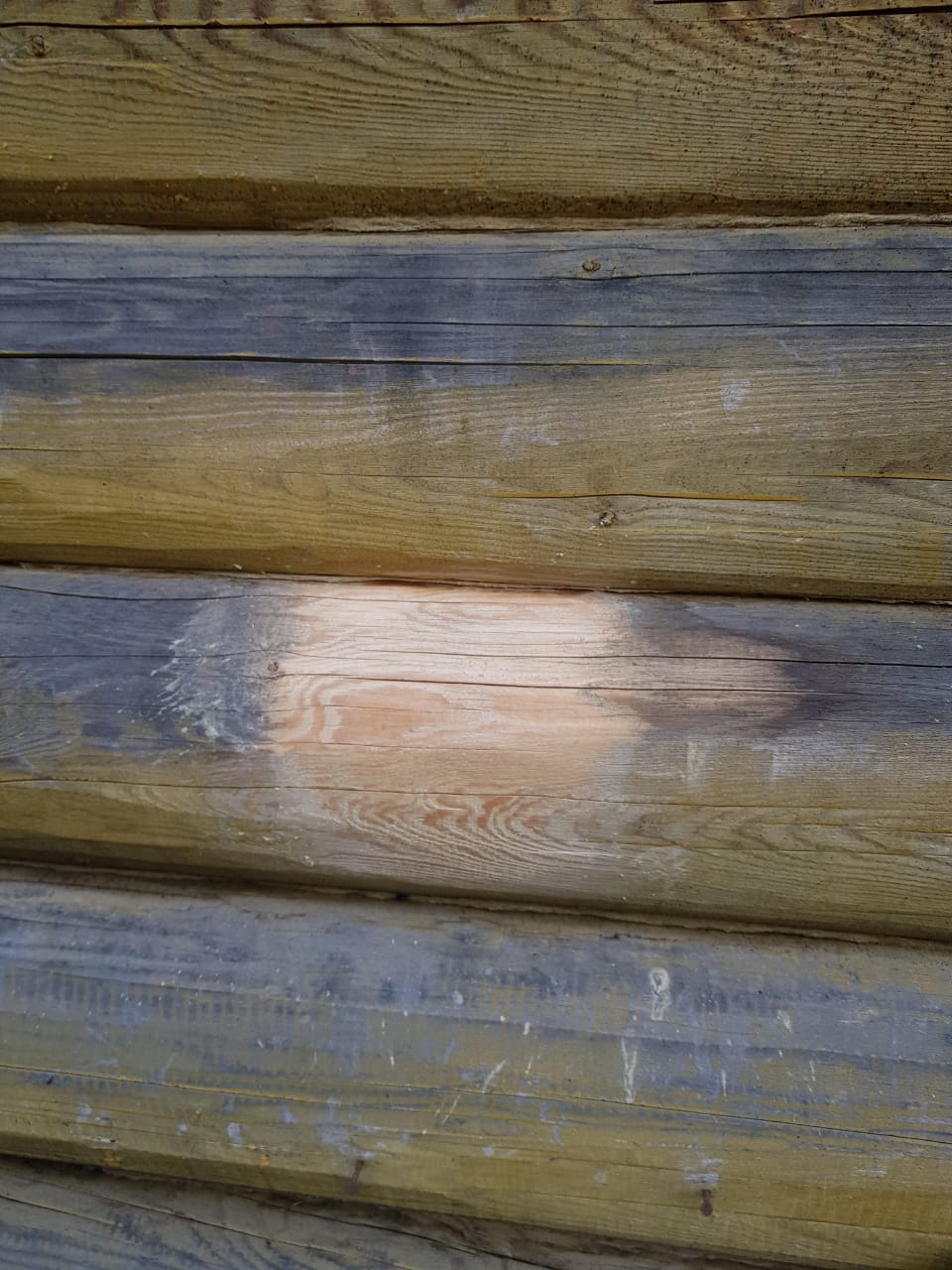 Гель для очищения посеревшей древесины Saicos Holz-Entgrauer Power-Gel 8133 2,5 л