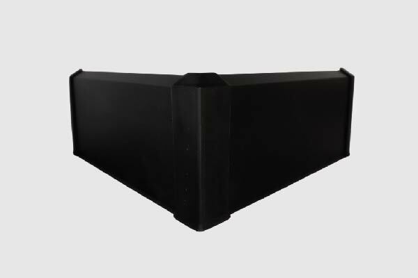 Угол алюминиевый внешний для плинтуса Modern Decor черный матовый  100 мм