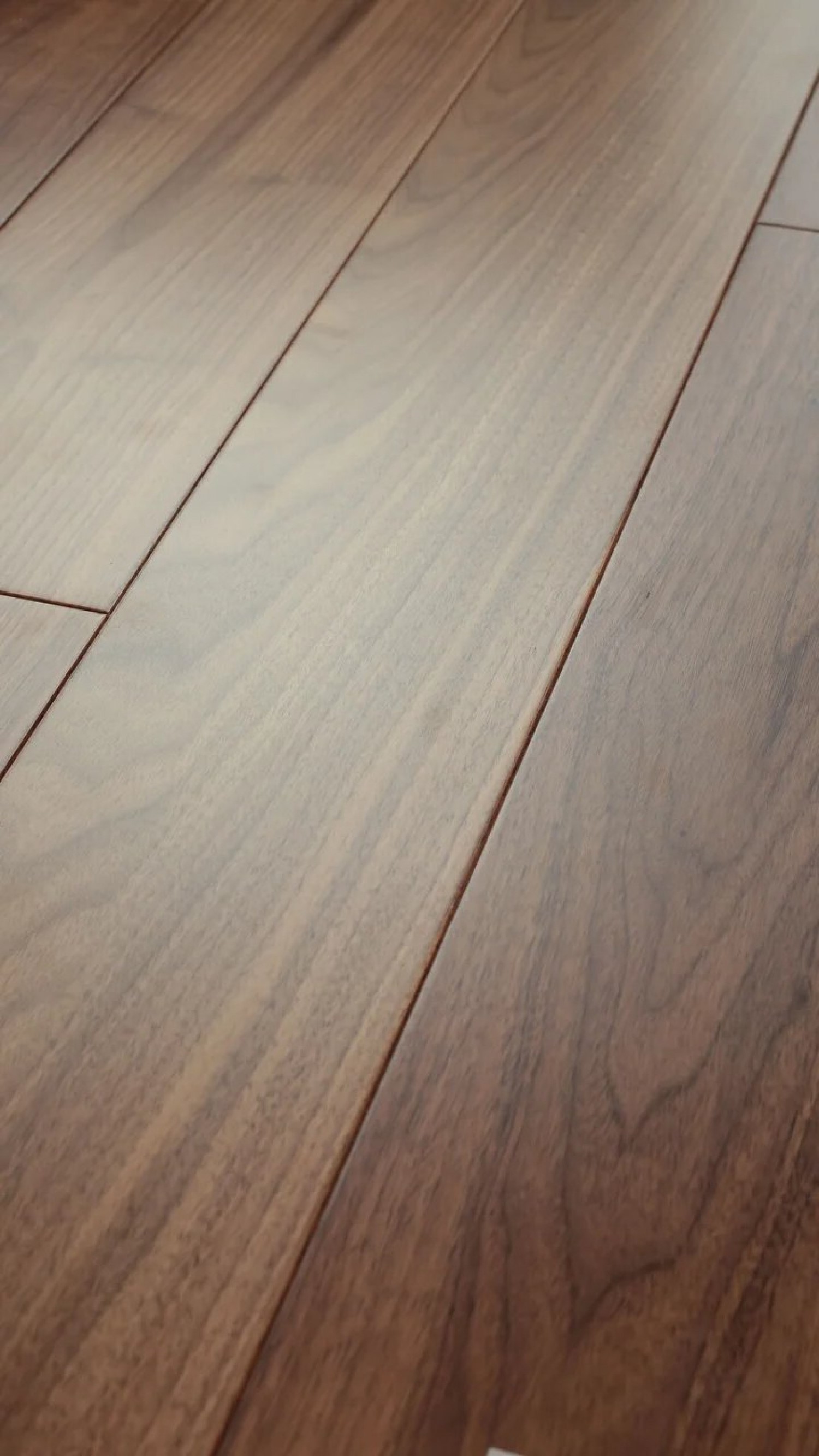 Инженерная доска HM Flooring Орех американский селект 1900×190×14 Инженерная доска HM Flooring Орех американский селект 1900×190×14