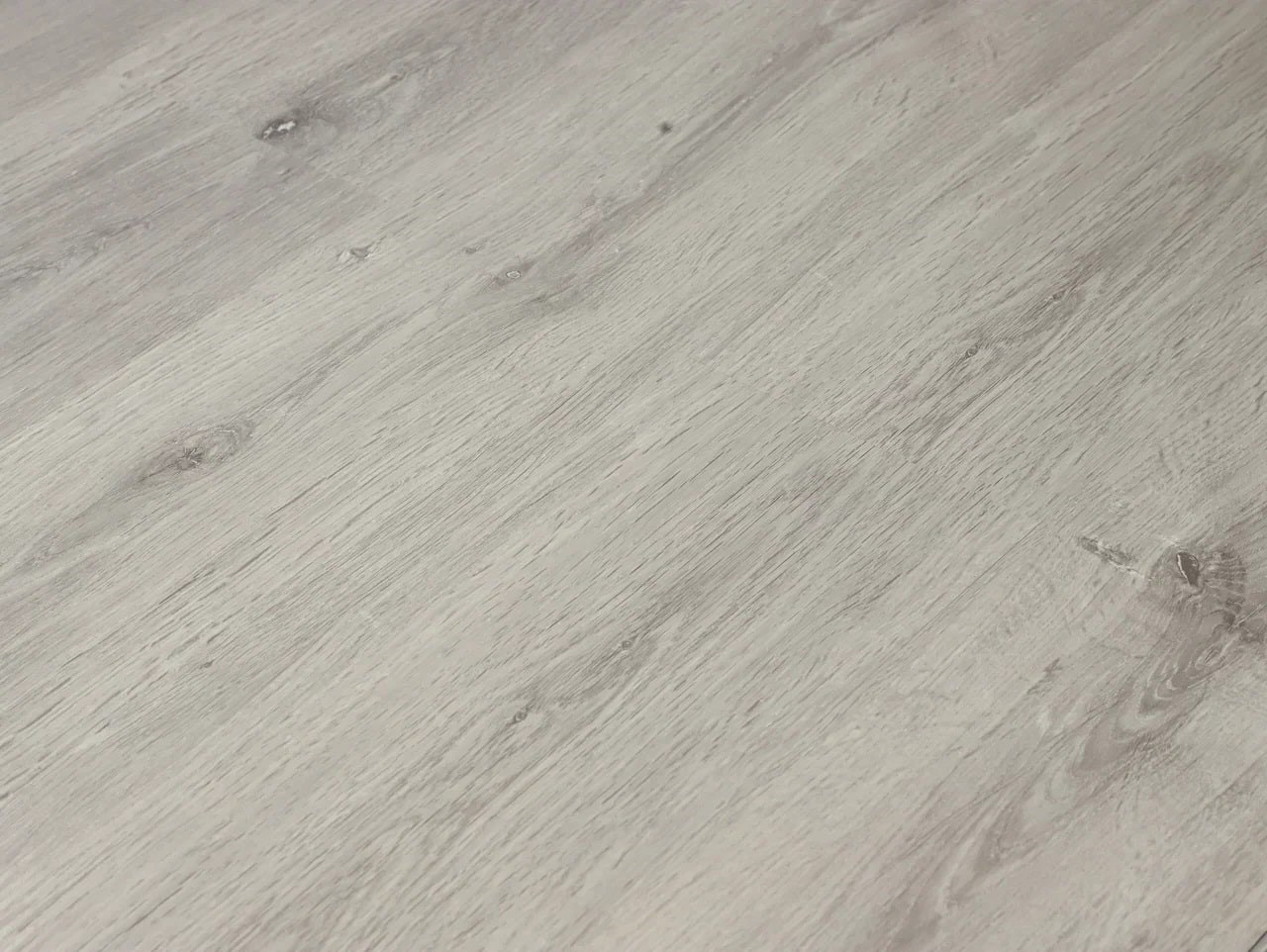 Кварцвиниловый SPC ламинат Cronafloor Fresh Дуб Дарвинский FH-104 1200×180×3,5