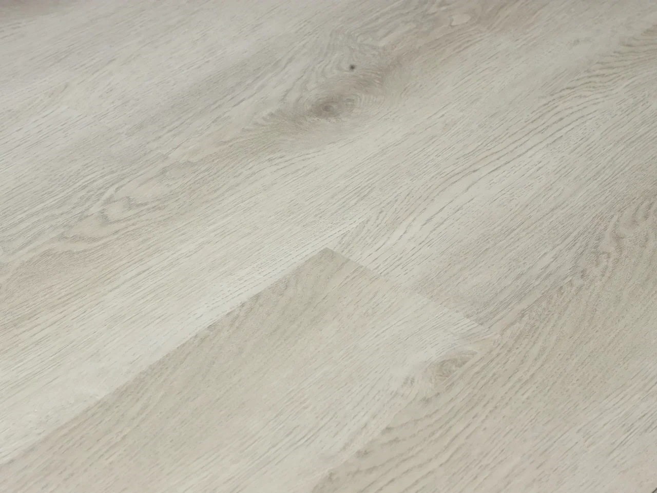 Кварцвиниловый SPC ламинат Cronafloor Fresh Дуб Эрзи FH-109 1200×180×3,5