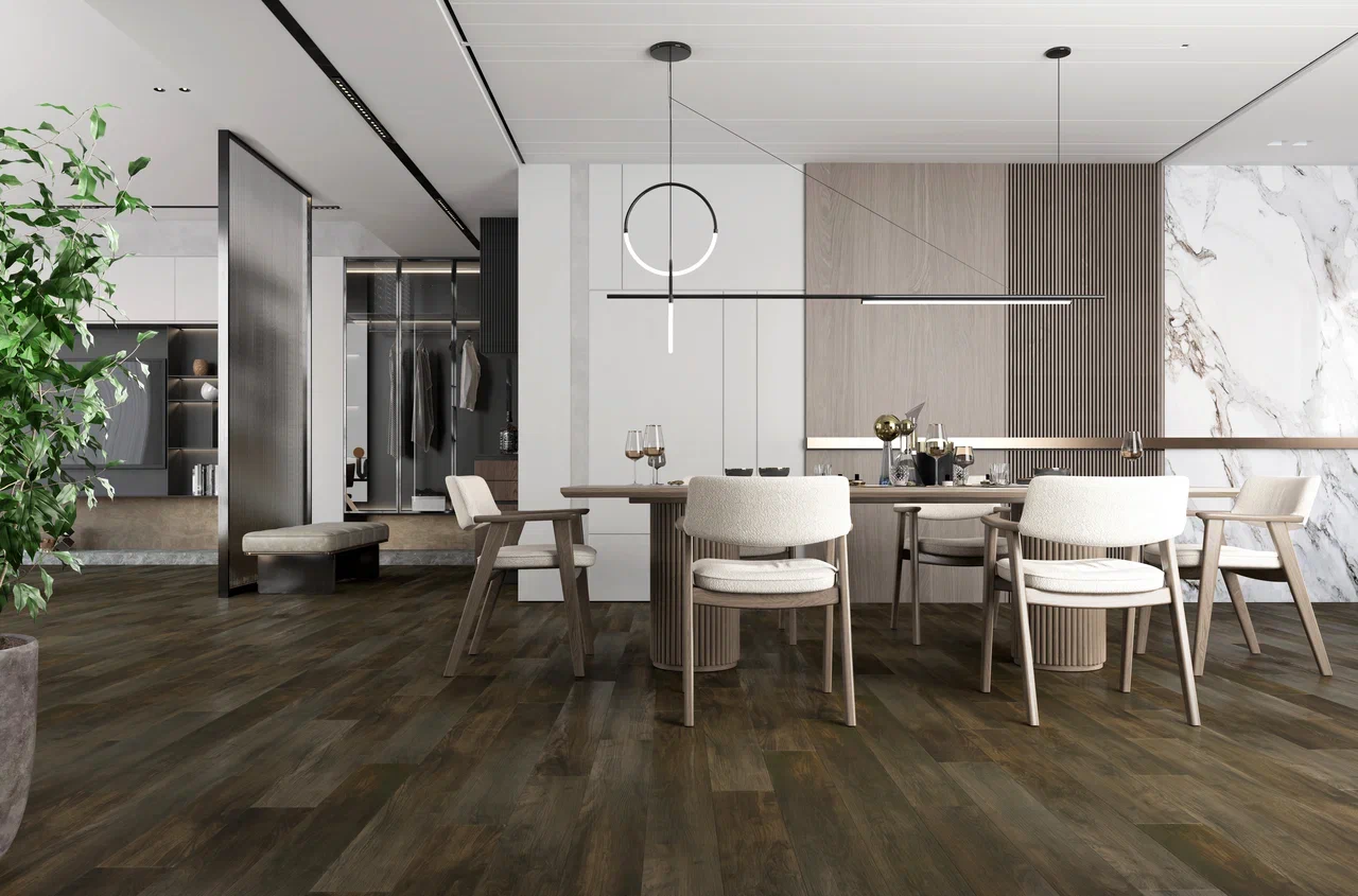 Кварцвиниловый SPC ламинат Fargo Comfort Орех Маньчжурский 2022−2 1220×150×4 фото в интерьере