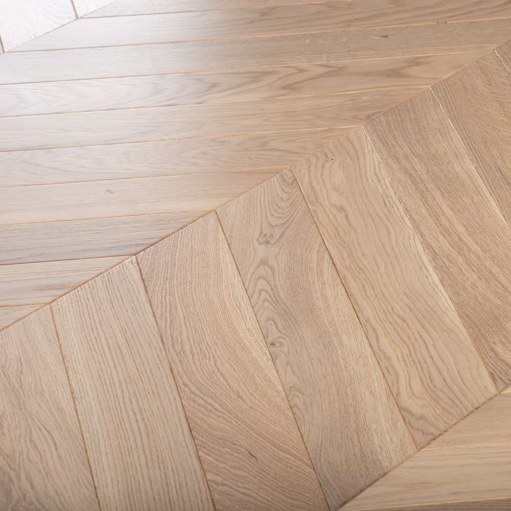 Инженерная доска Lab Arte Chevron Pro Дуб 2006 селект французская елка 610×90×15