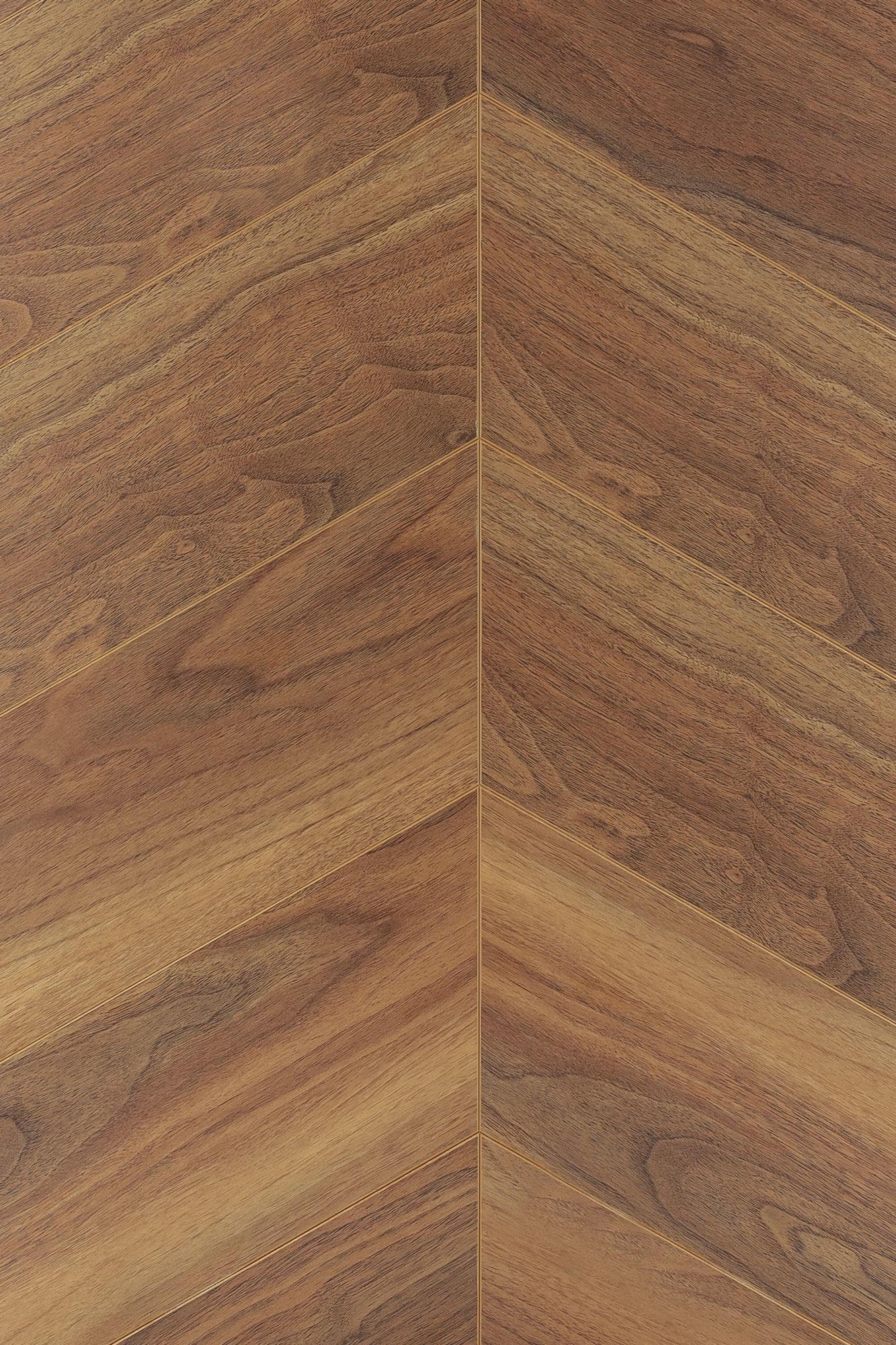 Ламинат CBM Chevron Орех Маравский 603 французская елка 679×147×12