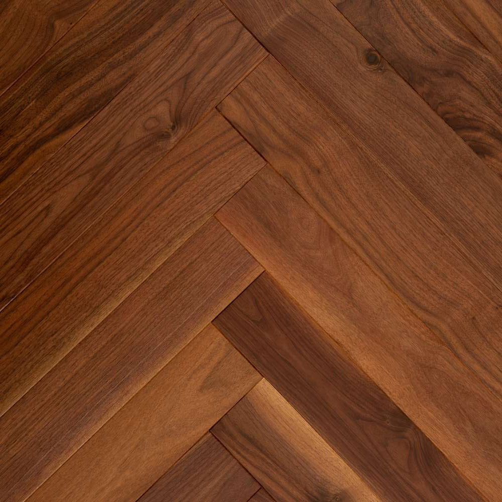 Инженерная доска Lab Arte Angle Орех Американский прайм лак венгерская елка 500×90×14 Инженерная доска Lab Arte Angle Орех Американский прайм лак венгерская елка 500×90×14