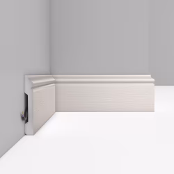 Плинтус Decomaster Дуб молочный D005-1070 2400×79×13