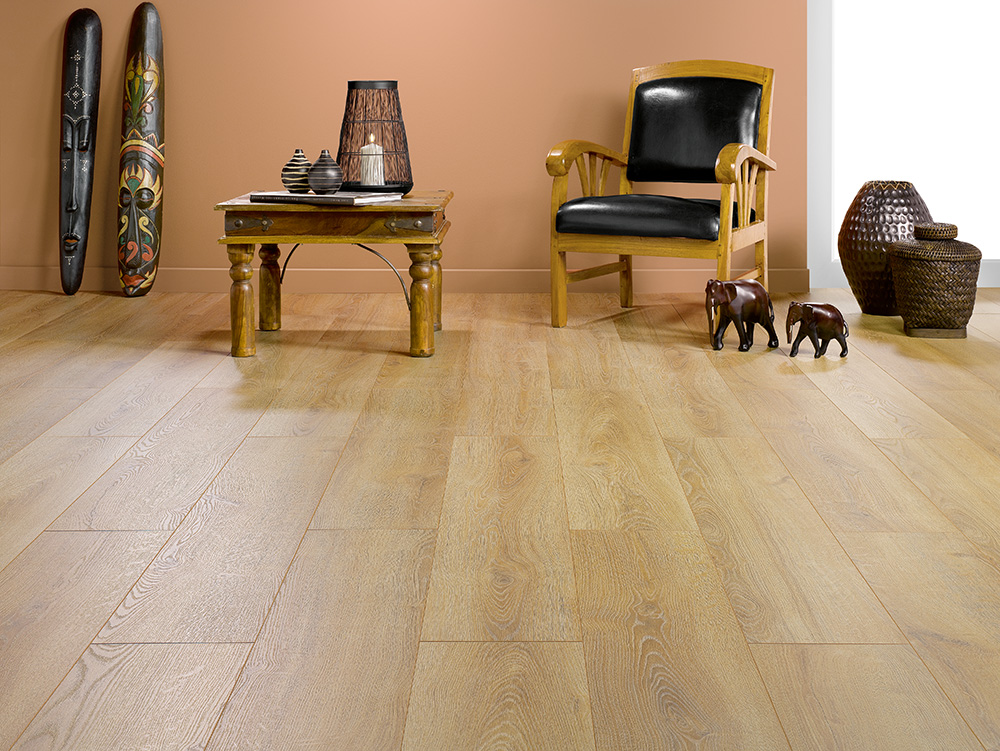 Ламинат Homflor Patio Medium Adams 514 1286×122×8 фото в интерьере