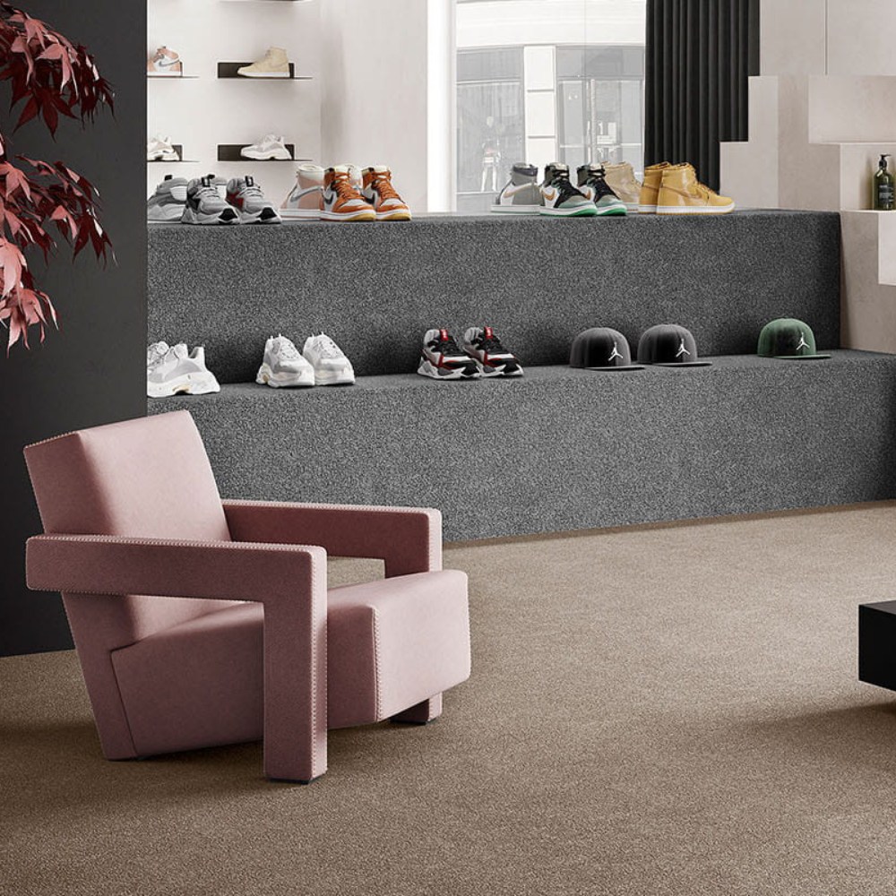 Ковролин Associated Weavers Maxima цвет 33 1000×4000×6 фото в интерьере