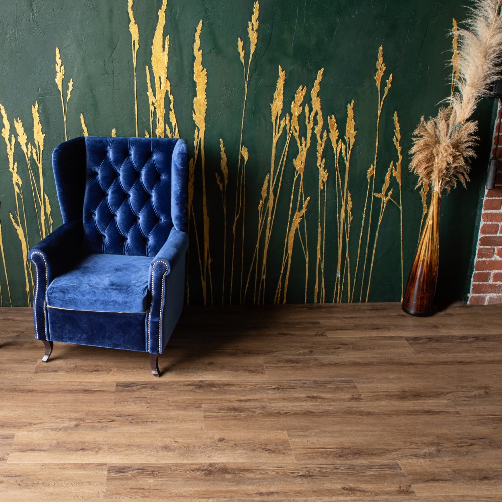 Кварцвиниловый SPC ламинат Vinilam Cork Premium Дуб Кордова 33259 1220×225×8 фото в интерьере