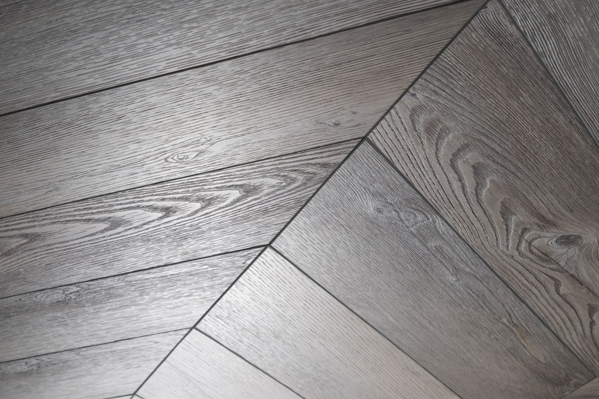 Кварцвиниловая плитка Aquafloor клеевая Parquet Chevron Glue AF2552PGCh французская елка 553,7×130,5×2,5