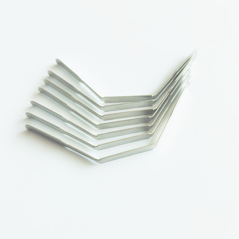 Микроплинтус алюминиевый Modern Decor RAL 9005 Черный 84-85-74 2500×11×6