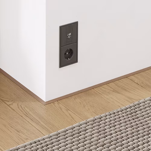Микроплинтус алюминиевый Modern Decor RAL 8025 Бледно-коричневый 46-99-64 2500×16×6