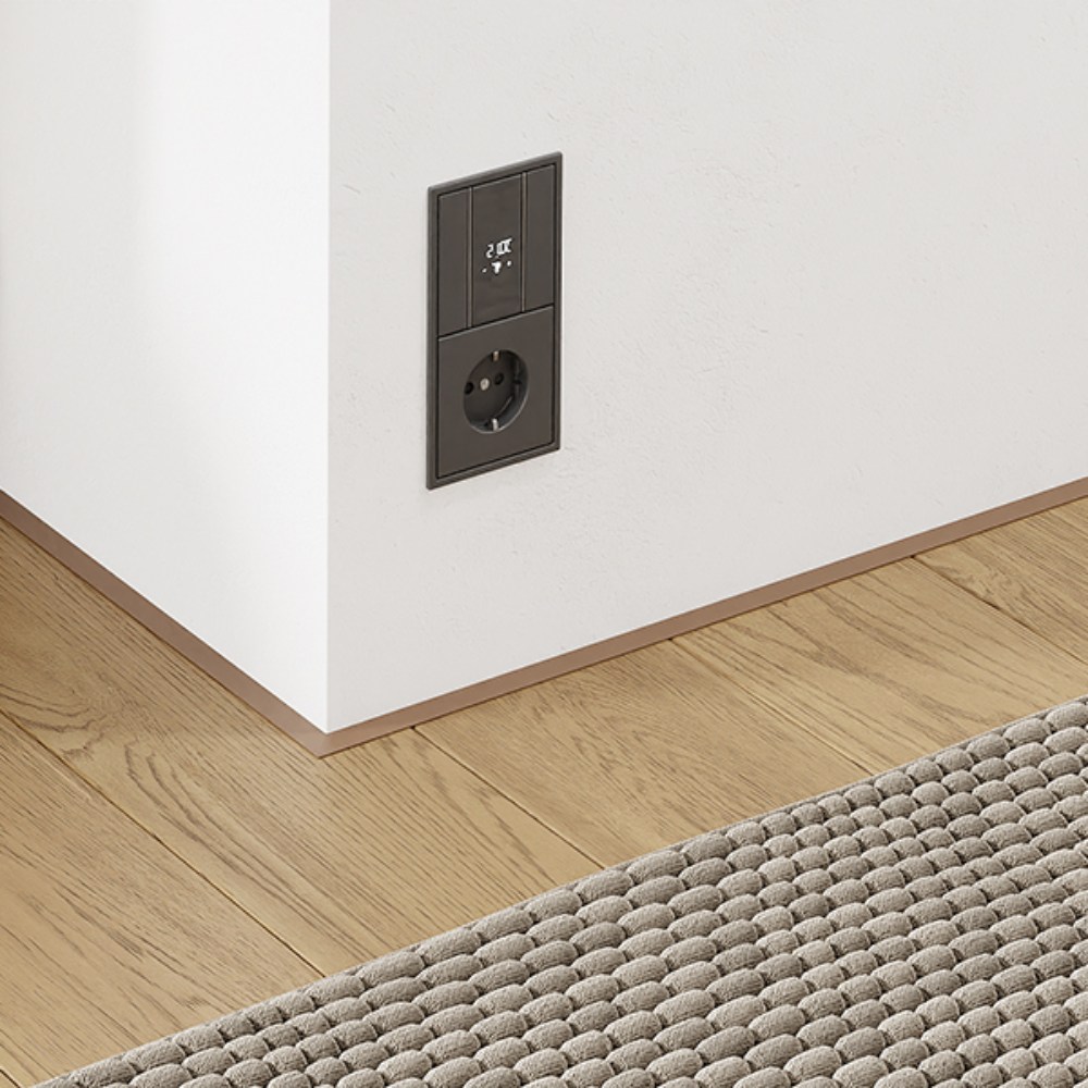 Микроплинтус алюминиевый Modern Decor RAL 8025 Бледно-коричневый 46-99-64 2500×16×6