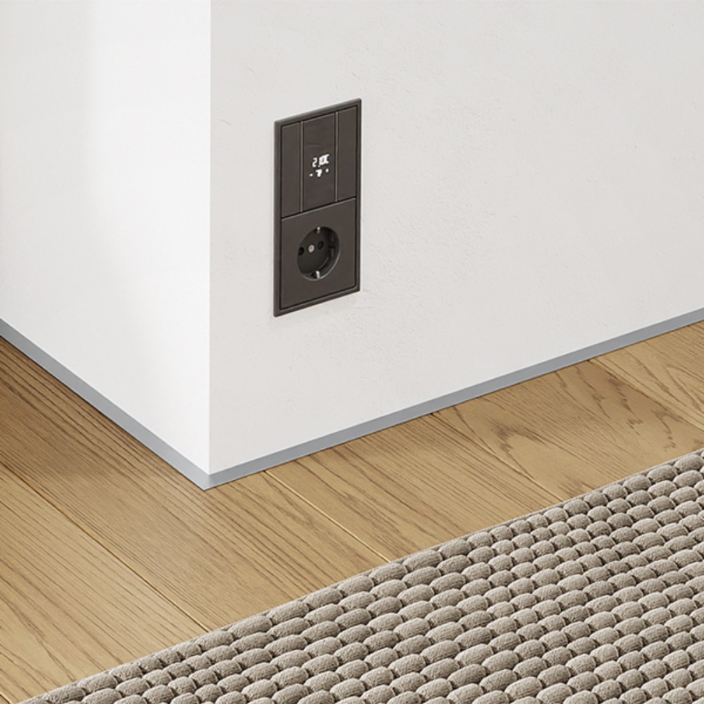 Микроплинтус алюминиевый Modern Decor RAL 7045 Серый Телегрей 1 14-28-05 2500×16×6