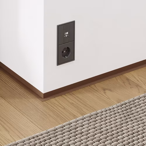 Микроплинтус алюминиевый Modern Decor RAL 8025 Бледно-коричневый 83-76-03 2500×19×16