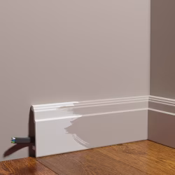 Плинтус под покраску Decor-Dizayn Грани DD102 2000×102×23,4