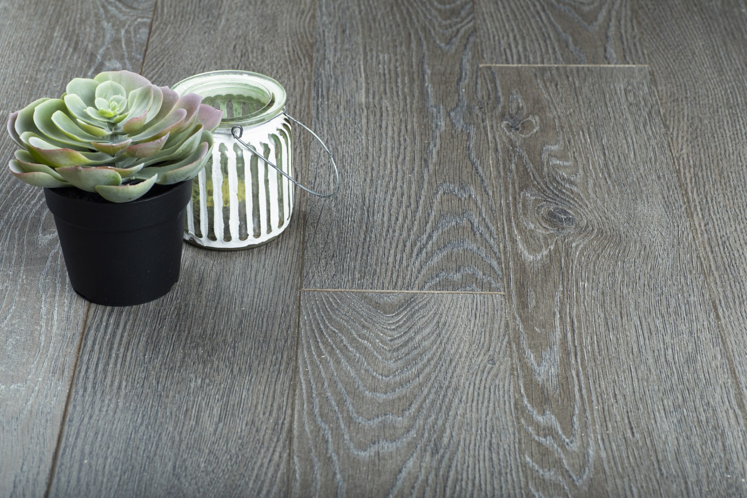 Ламинат Alsafloor Solid Plus Дуб Арония 542 1286×214×12 фото в интерьере