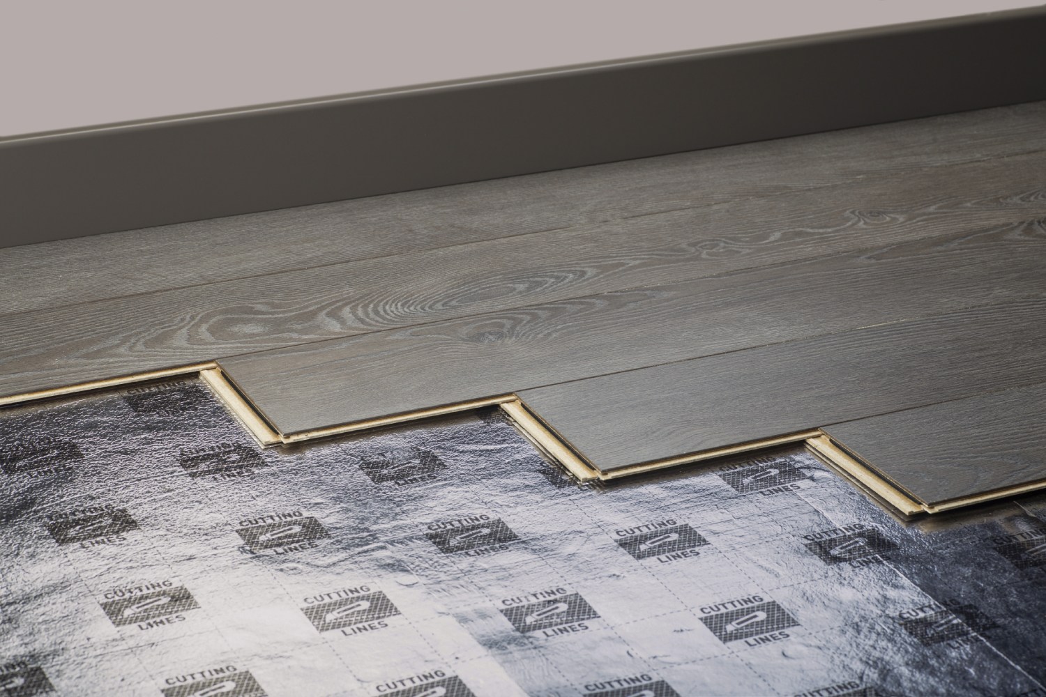 Ламинат Alsafloor Solid Plus Дуб Арония 542 1286×214×12 фото в интерьере