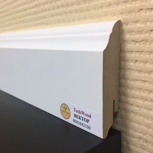 Плинтус МДФ ламинированный TeckWood белый Вектор матовый 2150×80×16