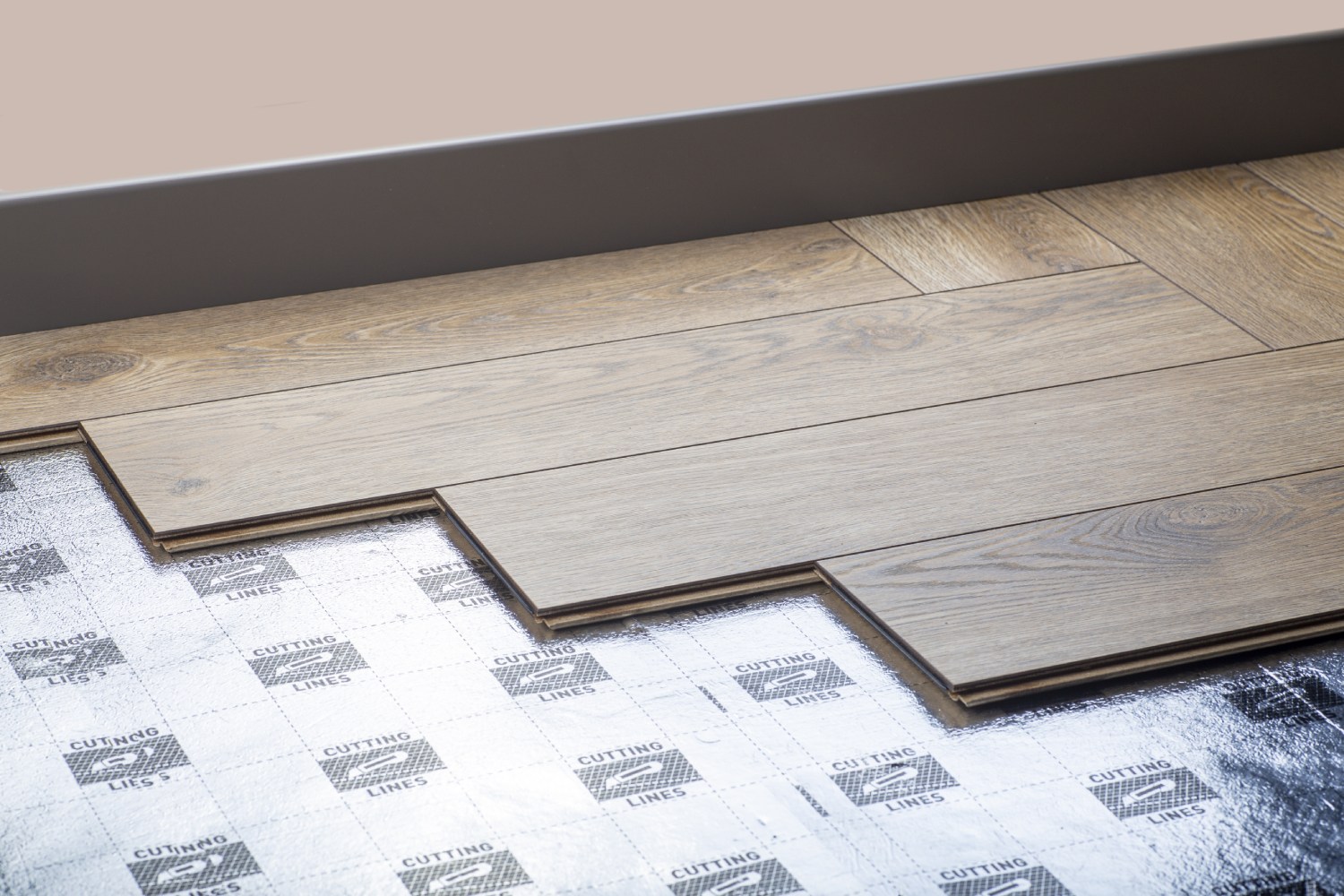 Ламинат Homflor Herringbone 8 BR Praline/Cajun Oak 535 венгерская елка 644×143×8