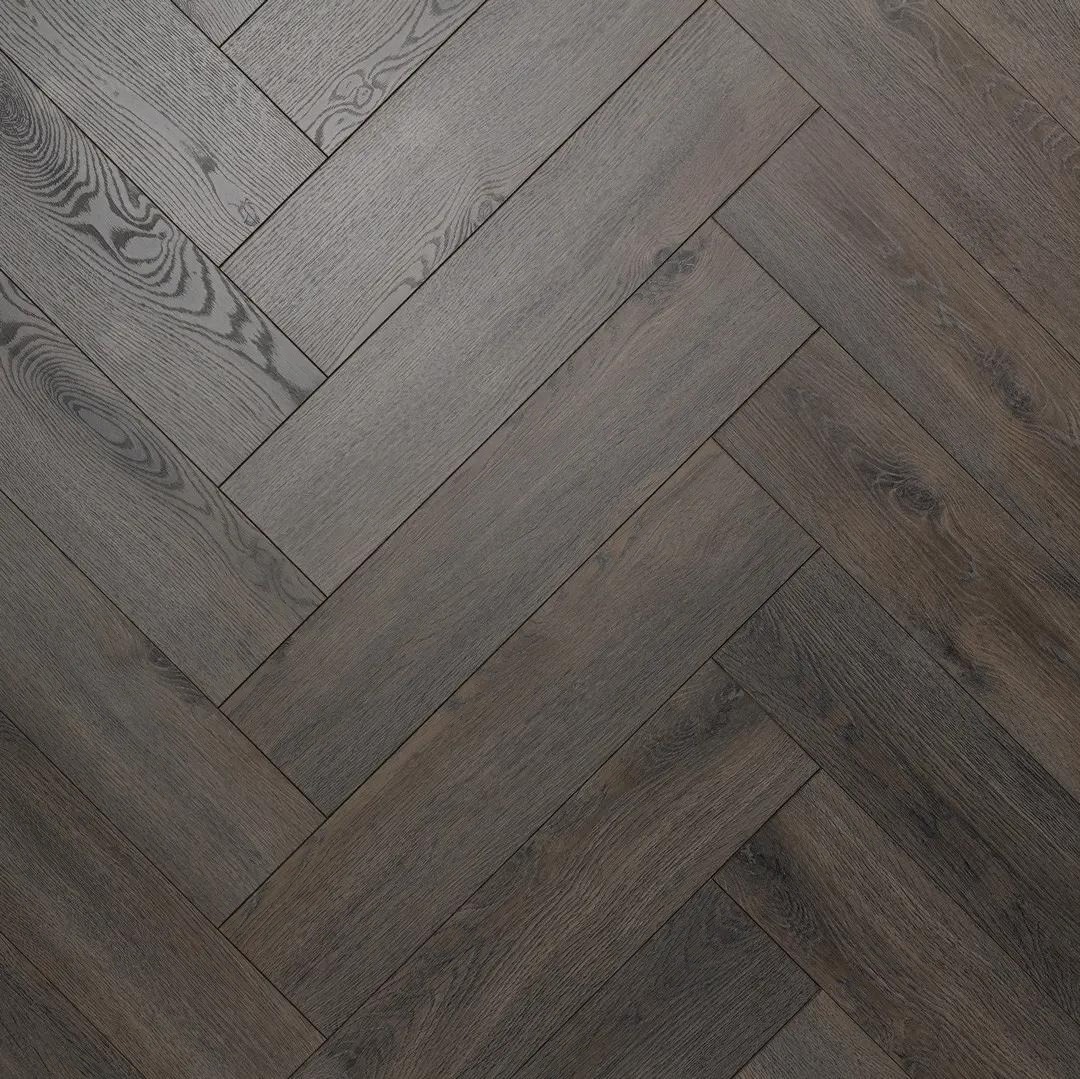 Ламинат Homflor Herringbone 8 BR Volcano 542 венгерская елка 644×143×8
