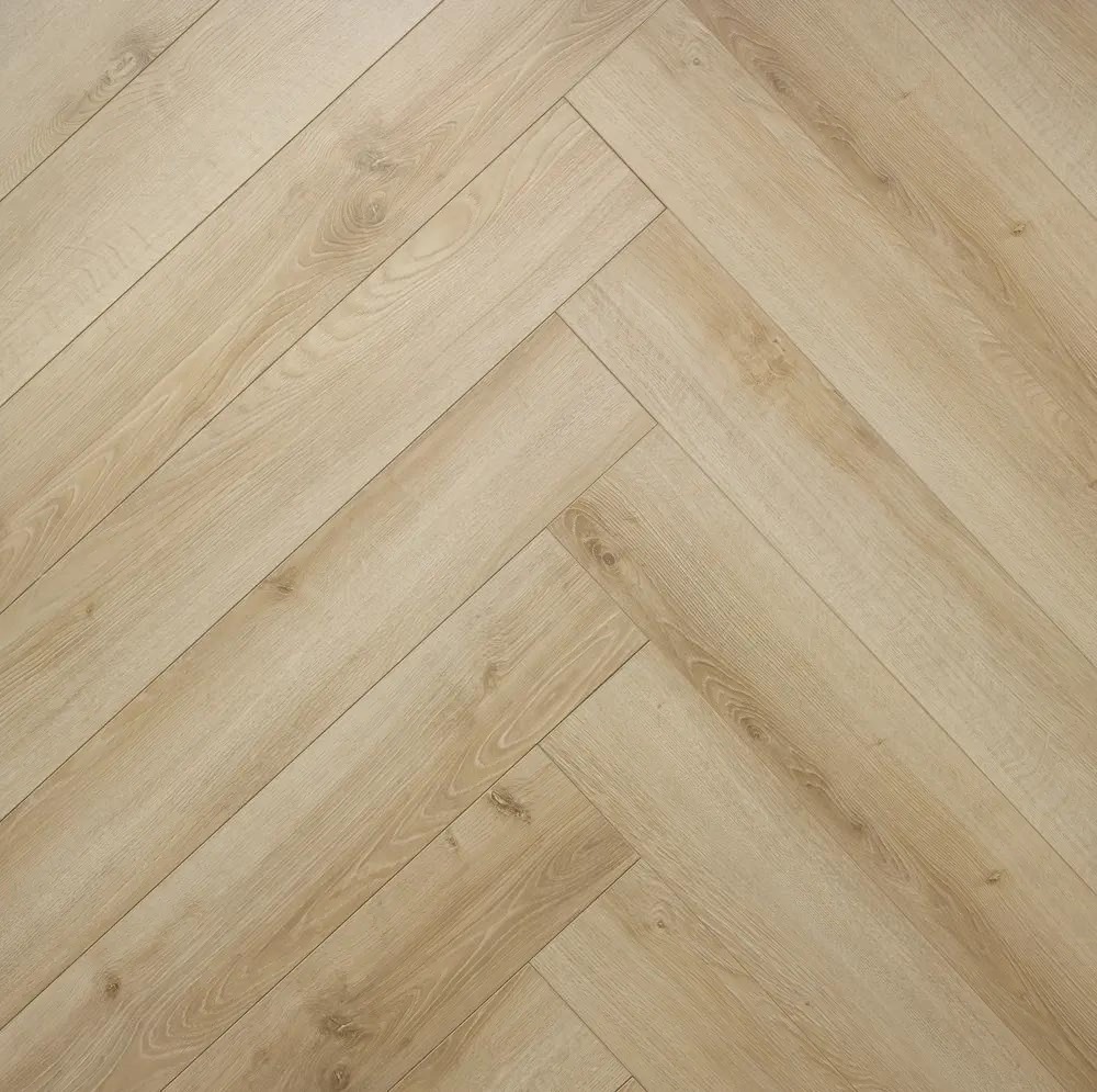 Ламинат Homflor Herringbone 12 BR Vicence 435 венгерская елка 644×143×12
