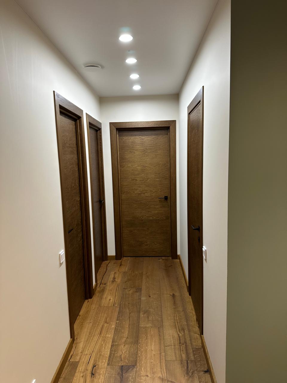 Инженерная доска HM Flooring Дуб Decor 3 millrun ECO 600-2200×240×15 фото в интерьере