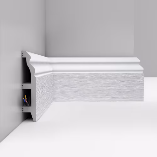 Плинтус Decomaster Дуб белый D232-70 2400×100×22