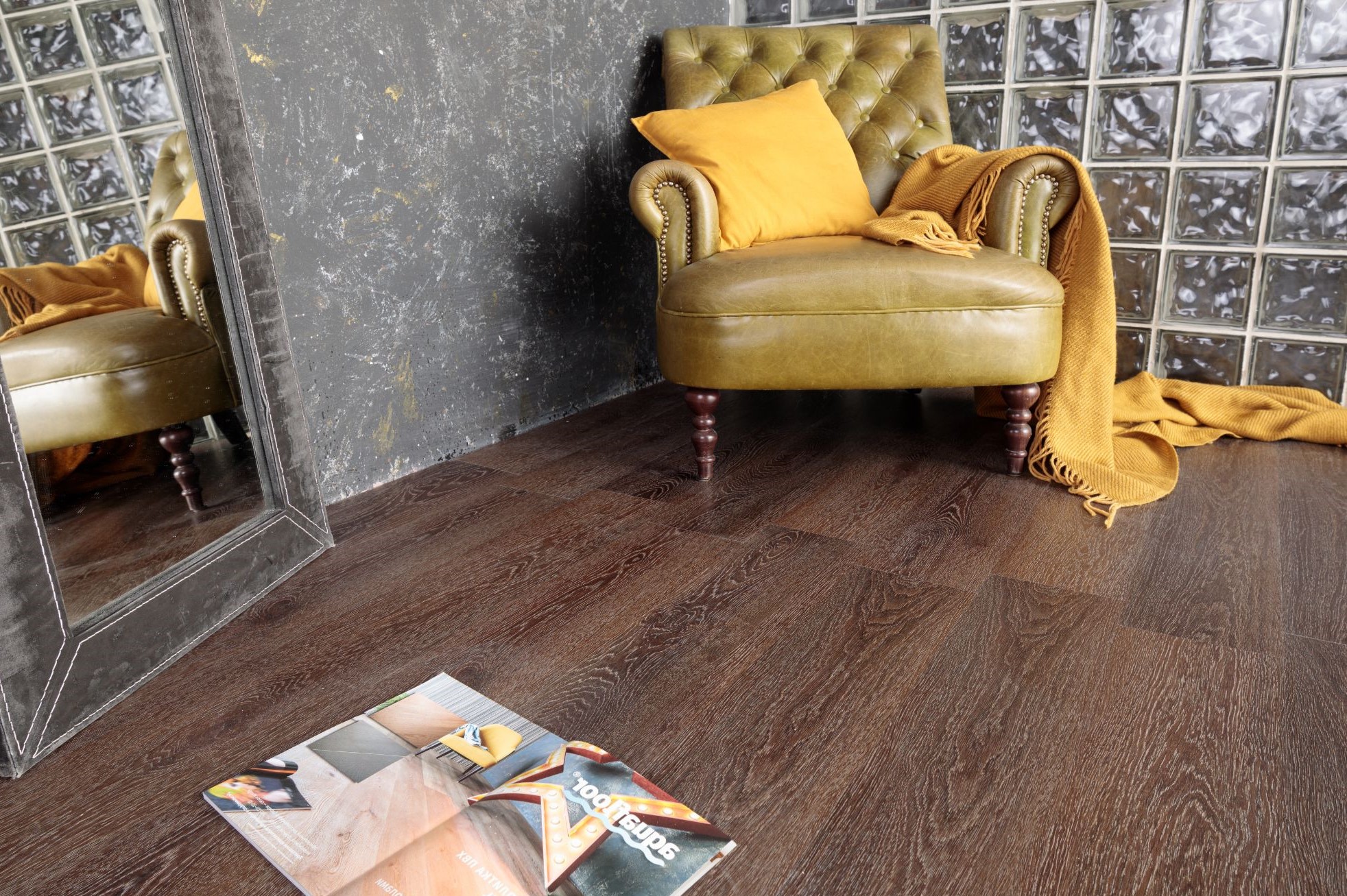 Кварцвиниловый SPC ламинат Aquafloor Quartz AF3511QV 1220×180×3,5 фото в интерьере