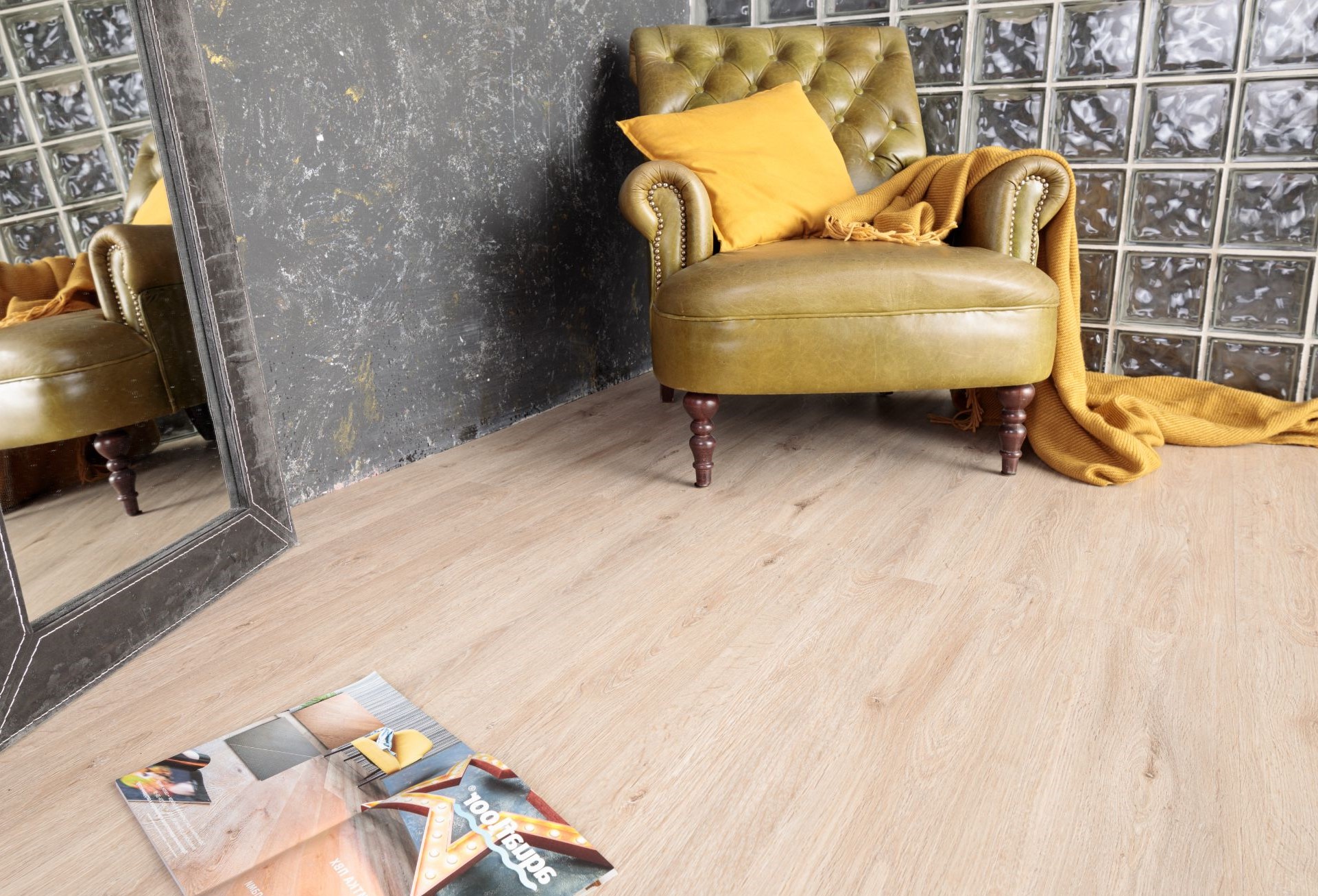 Кварцвиниловый SPC ламинат Aquafloor Quartz AF3507QV 1220×180×3,5 фото в интерьере