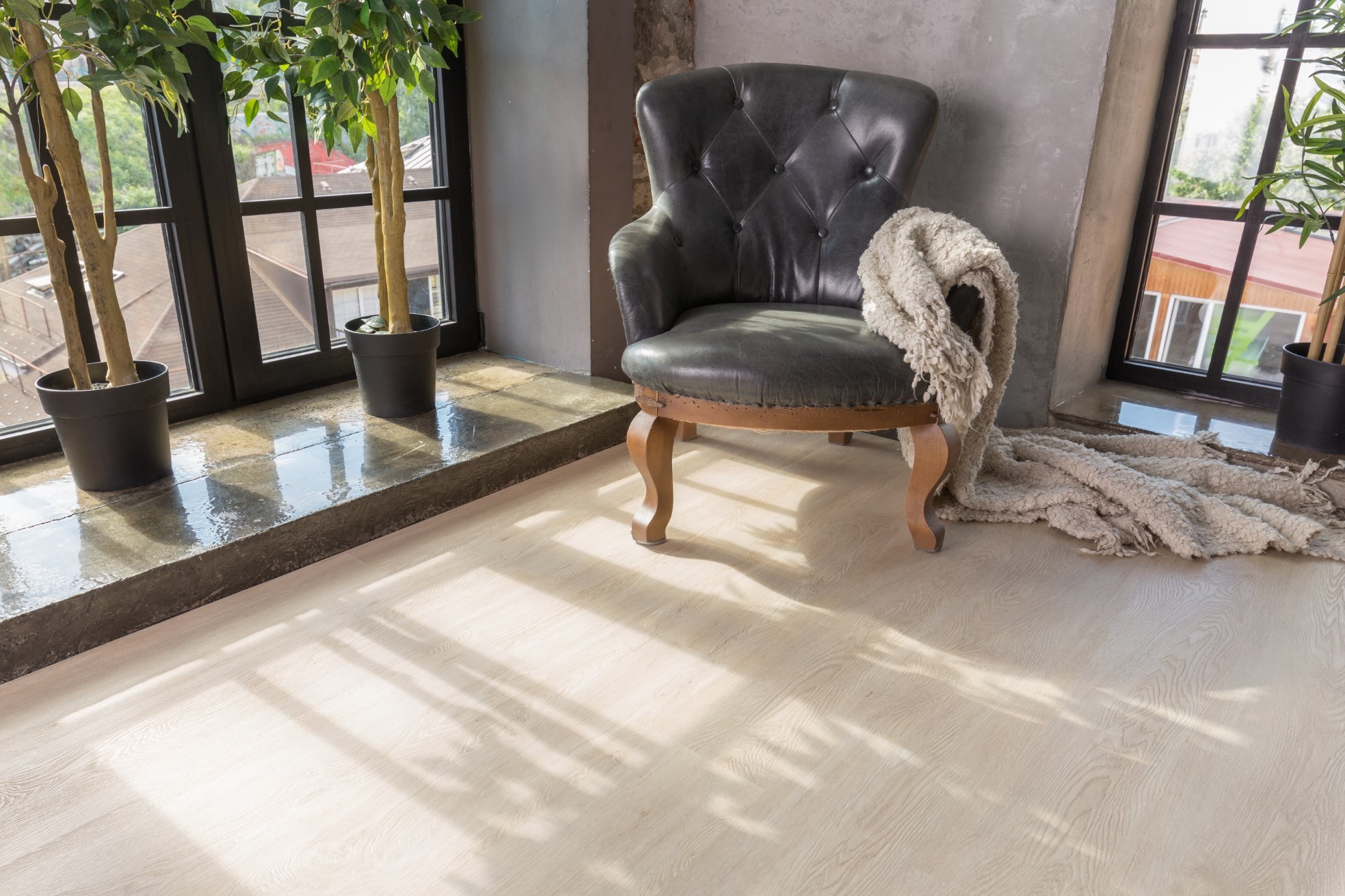 Кварцвиниловая плитка Aquafloor замковая Nano AF3201N 1221×180×3,2 фото в интерьере