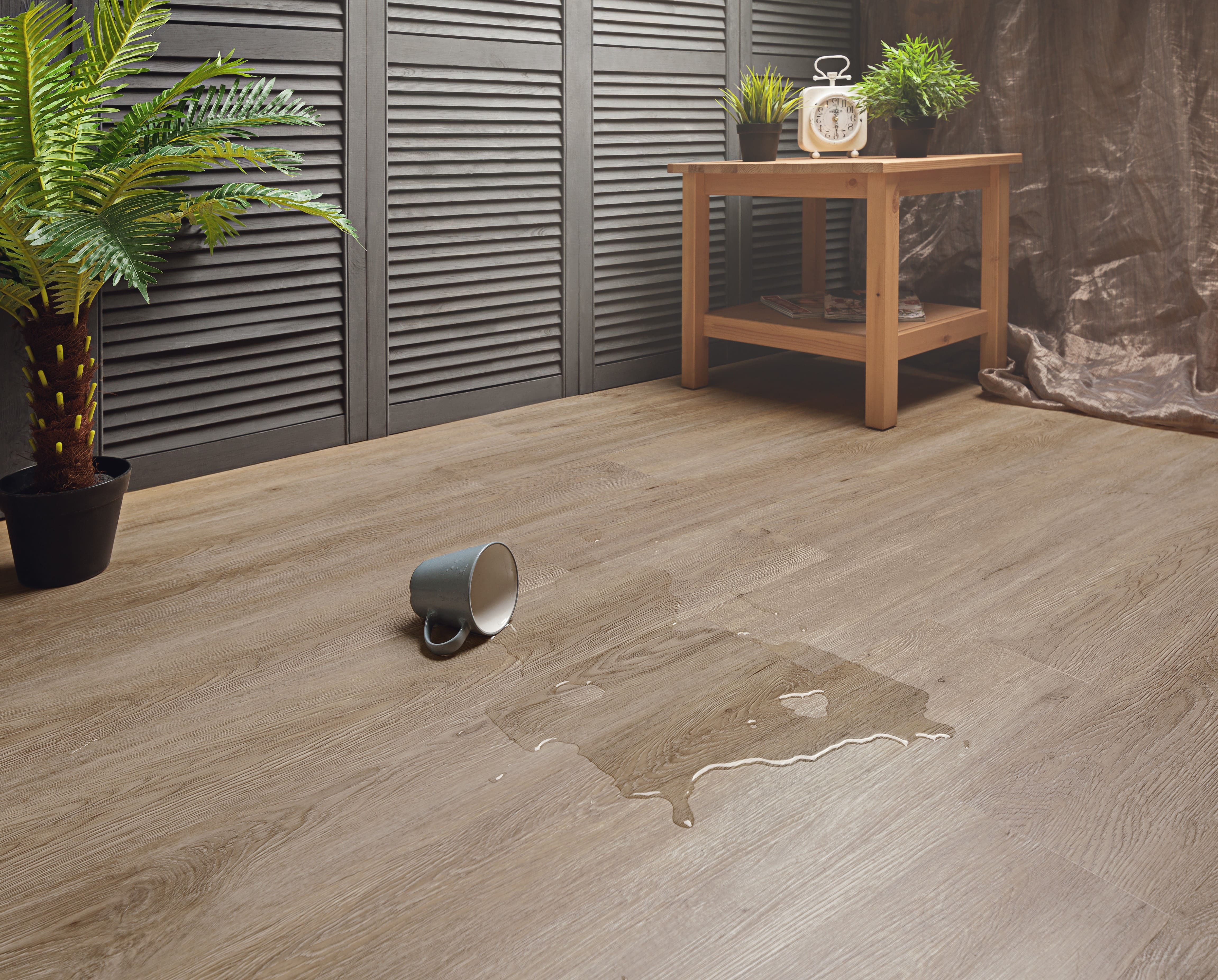 Кварцвиниловый SPC ламинат Aquafloor Classic AF5514 1220×180×3,5 фото в интерьере