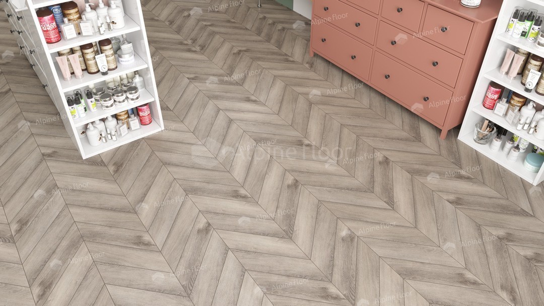 Кварцвиниловая плитка Alpine Floor клеевая Chevron Alpine LVT Дуб Исида Chevron ECO 20-8 французская елка 555×127×2,5 фото в интерьере