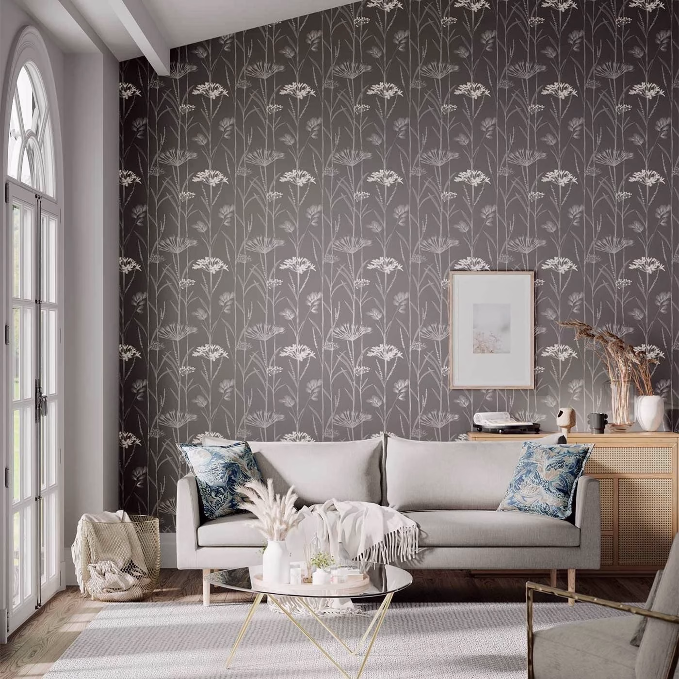 Обои Harlequin Colour 1 Gardinum Charcoal Flint And Gilver 110556 10,05×0,52 фото в интерьере