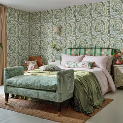 Обои Harlequin Colour 4 Fayola Clover/Chalk 113021 10,05×0,52