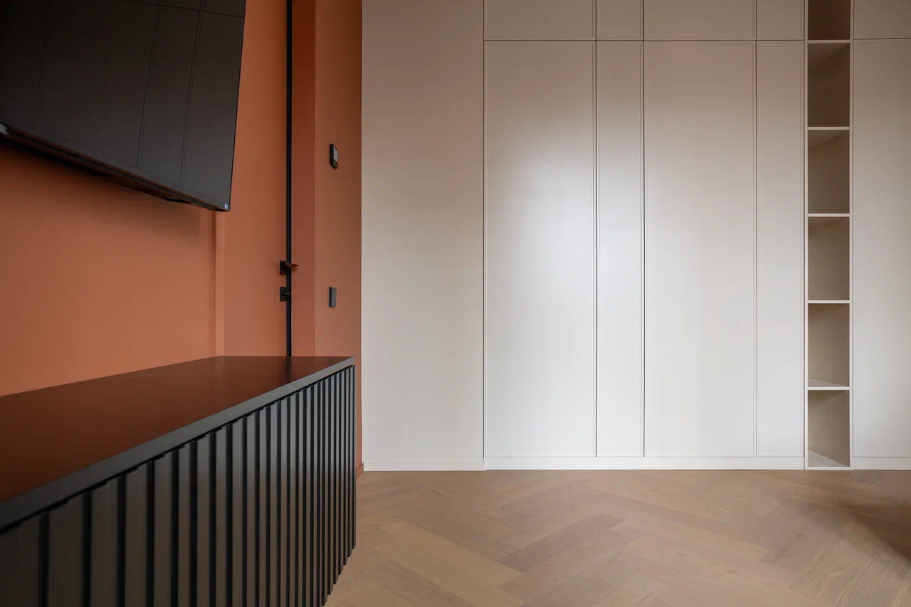 Композитная паркетная доска Quartz Parquet Штучный паркет Дуб Шампань 44-414 венгерская елка 400×100×5 фото в интерьере Композитная паркетная доска Quartz Parquet Штучный паркет Дуб Шампань 44-414 венгерская елка 400×100×5 фото в интерьере