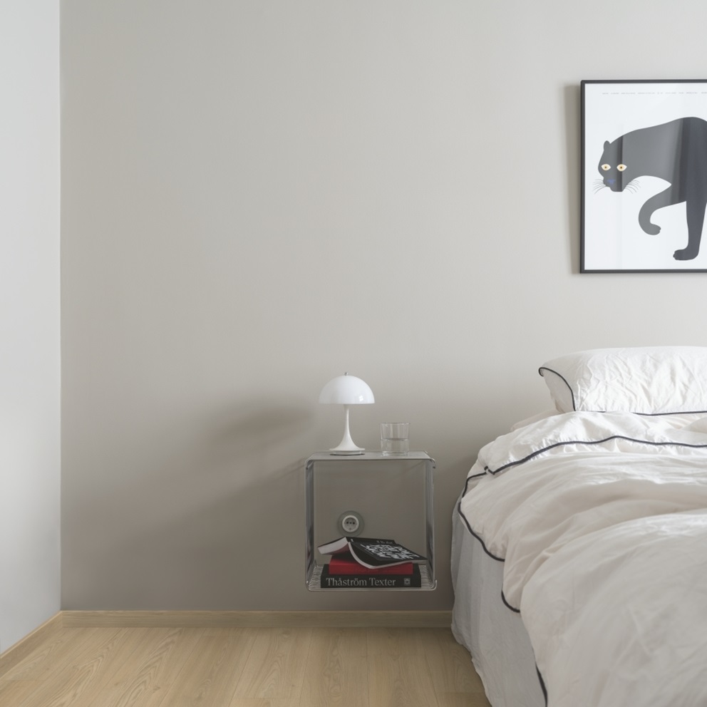 Кварцвиниловый SPC ламинат Pergo Namsen Pro Норвежский Дуб Серый V4207-40216 1251×189×4 фото в интерьере