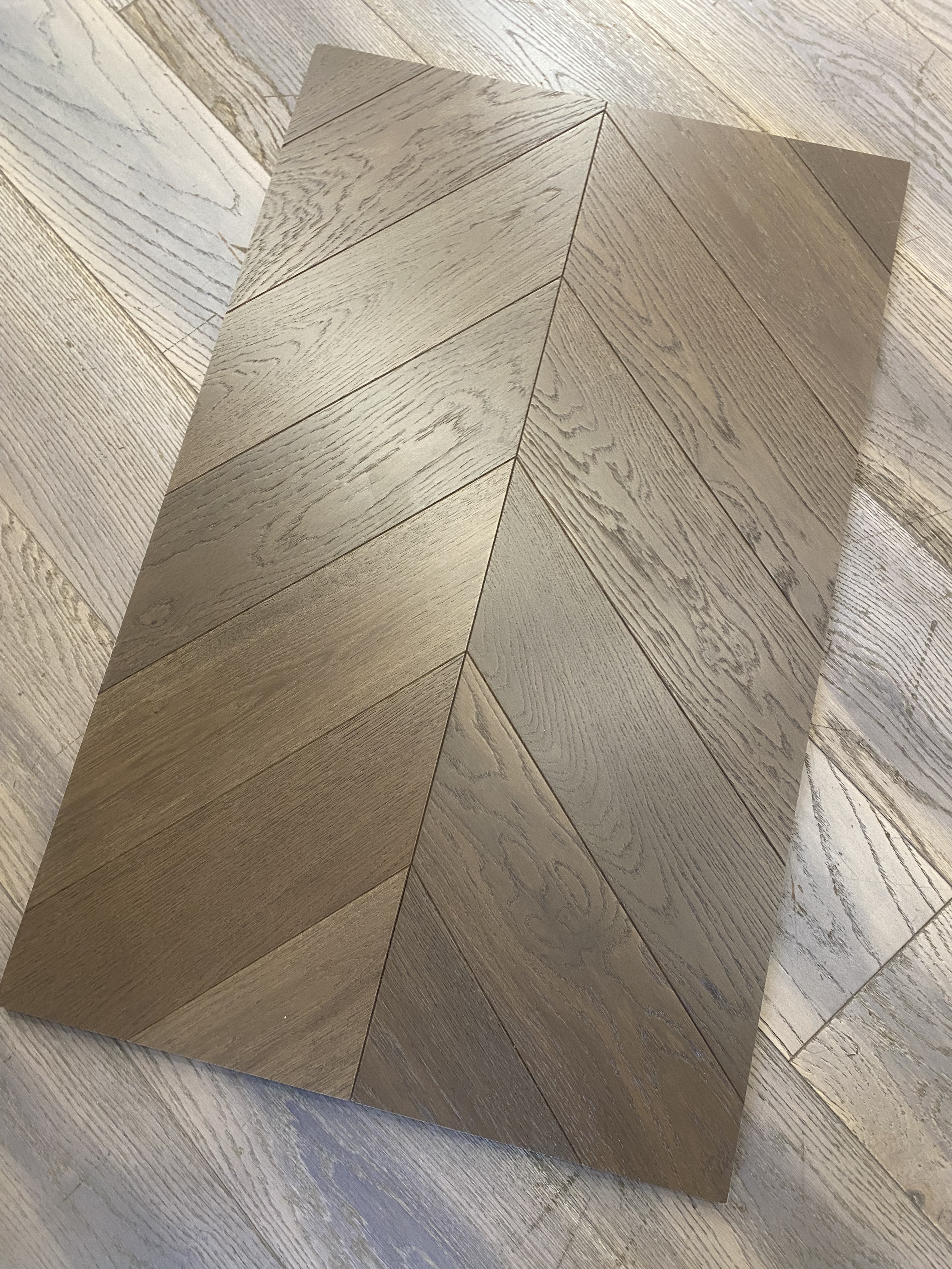 Инженерная доска HM Flooring Дуб Decor 7 Прайм французская елка 785×125×14