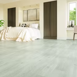 Кварцвиниловый SPC ламинат Home Expert Natural Дуб Зимний лес 1210 / 1028-29 1220×150×3,5