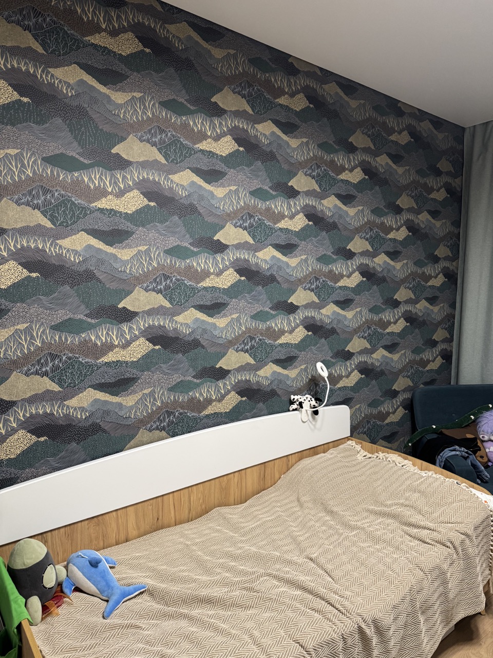 Обои Luna Сага о Лесе Lun2 004/1 10,05×1 фото в интерьере