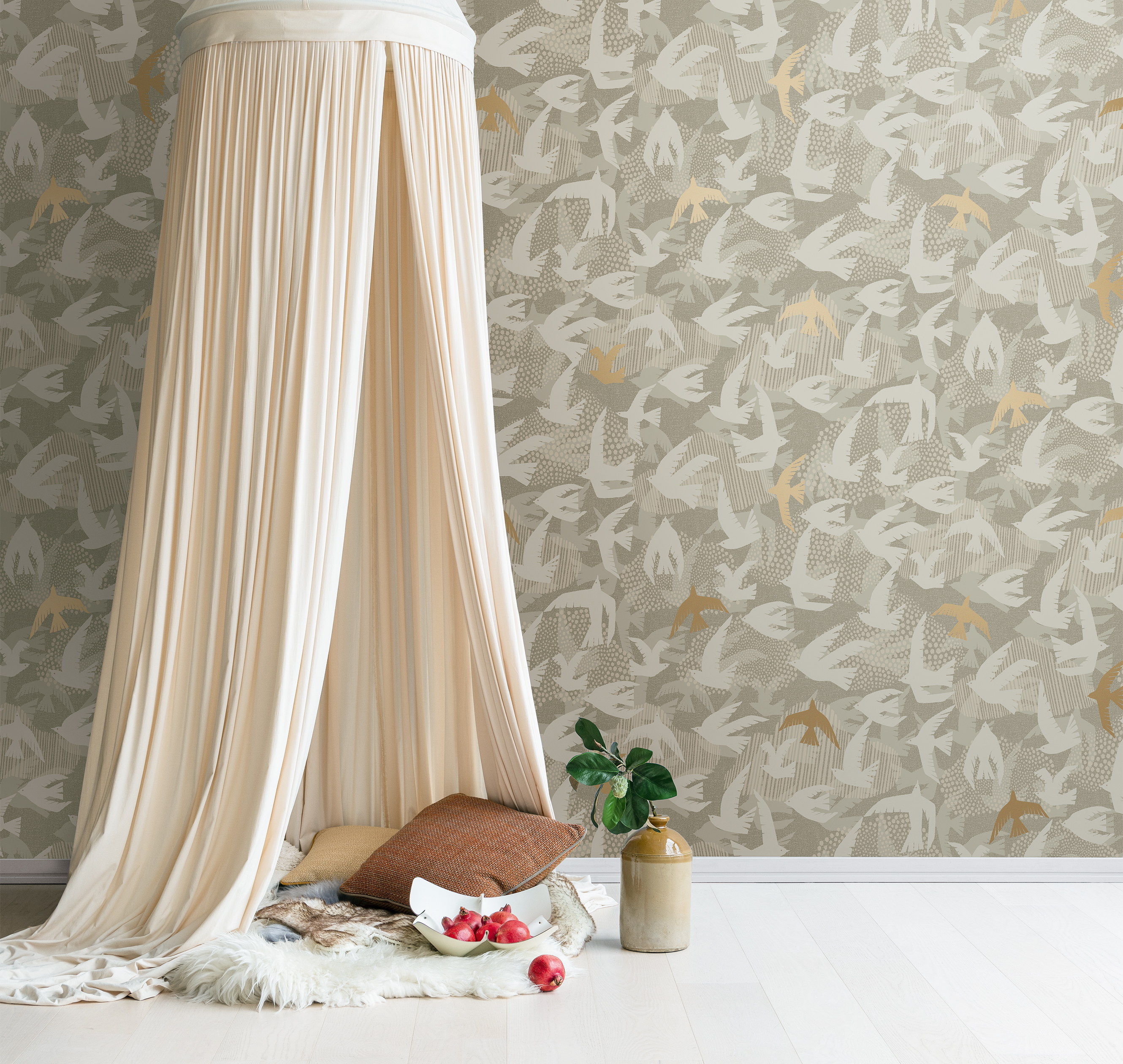 Обои Luna Сага о Птицах Lun4 005 10,05×1 фото в интерьере