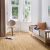 Кварцвиниловая плитка Moduleo клеевая Midland Oak 22231 1320×196×2,35 фото в интерьере