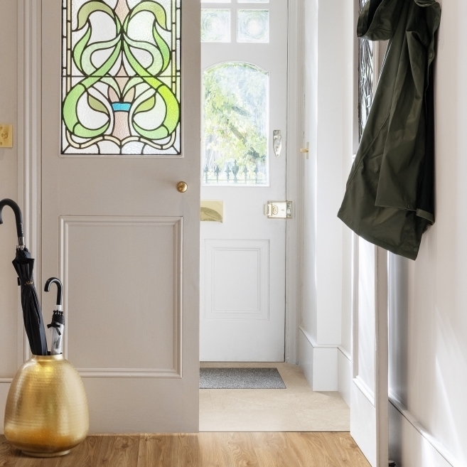 Кварцвиниловая плитка Moduleo клеевая Roots Triana 46233 986×493×2,5 фото в интерьере