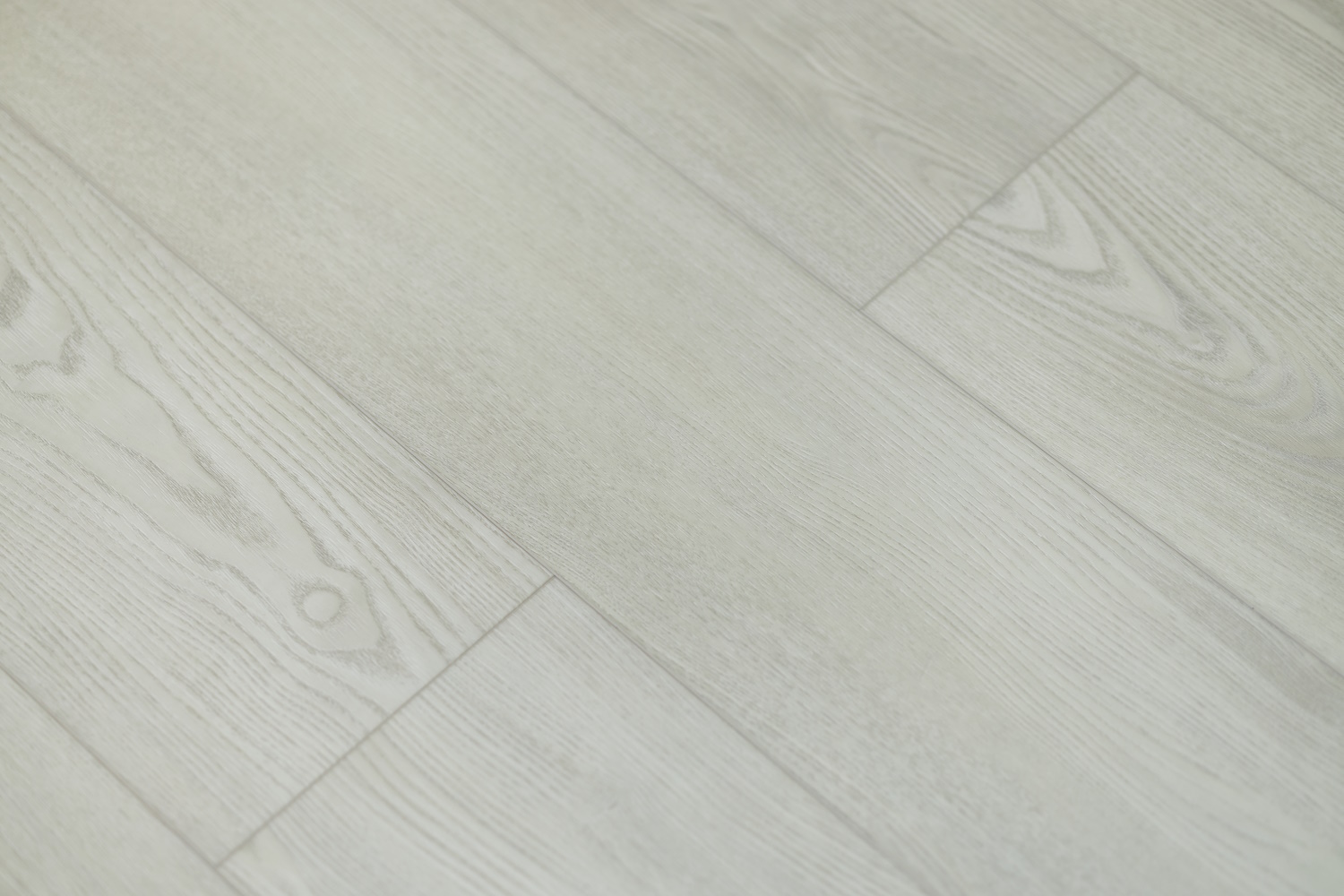 Кварцвиниловая плитка Art East клеевая Art Tile Premium Ясень Полярный 158-2 ATP 1219,2×184,15×2,5