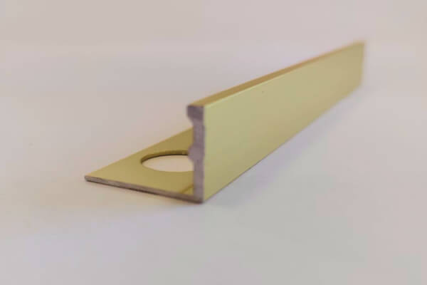 Порожек алюминиевый Modern Decor Г-образный золото 2700×20×13,2