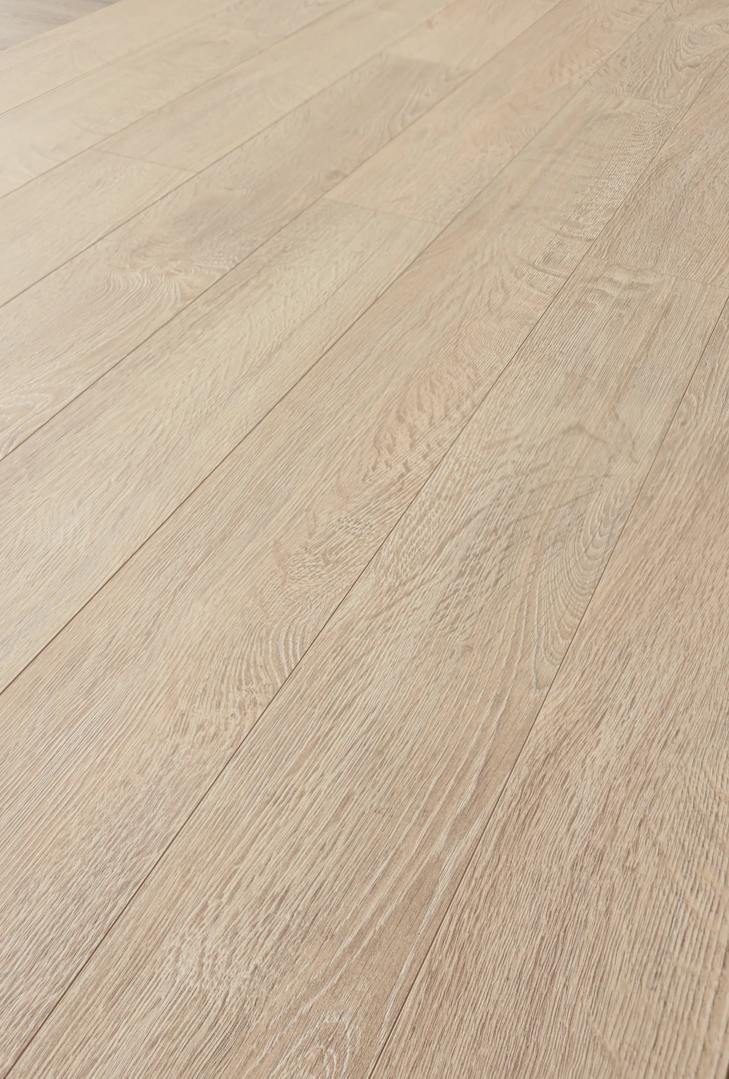 Ламинат AlixFloor Natural Line Дуб Светлый Благородный ALX580 1261×133×12
