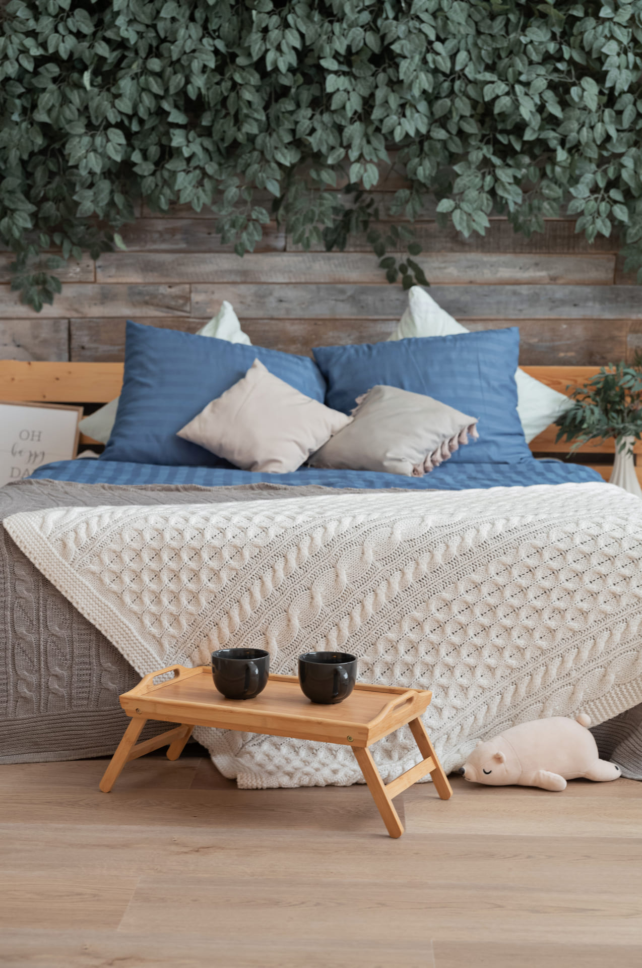 Кварцвиниловый SPC ламинат Vinilam Vinipol Дуб Асти 7889-EIR 1220×228×6 фото в интерьере