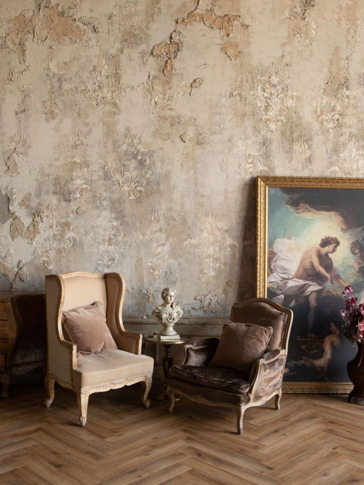 Кварцвиниловый SPC ламинат Vinilam Vinipol Herringbone Паркет Франческо 9933 венгерская елка 762×127×7 фото в интерьере