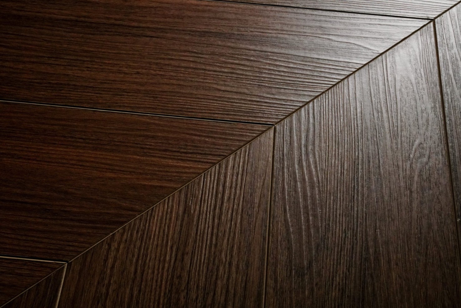 Кварцвиниловая плитка Damy Floor клеевая Chevron LVT Блуа Blois DF08-Ch-LVT французская елка 600×127×2,5