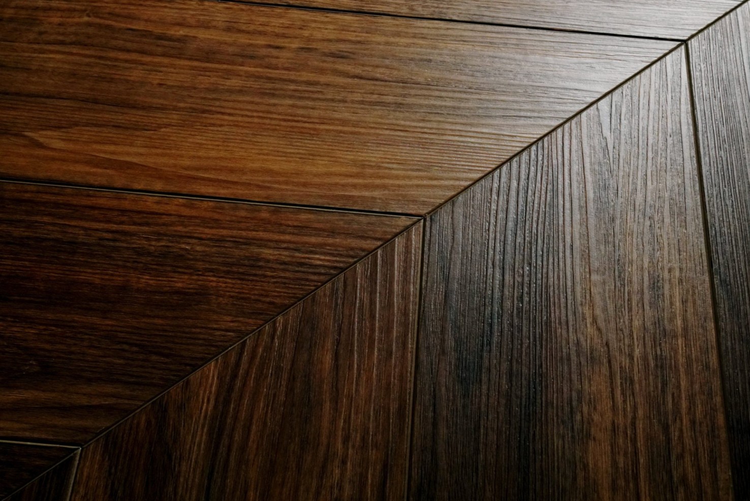 Кварцвиниловая плитка Damy Floor клеевая Chevron LVT Монсоро Montsoreau DF09-Ch-LVT французская елка 600×127×2,5